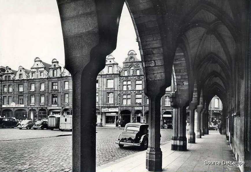 62 Arras Arcades du Beffroi.jpg